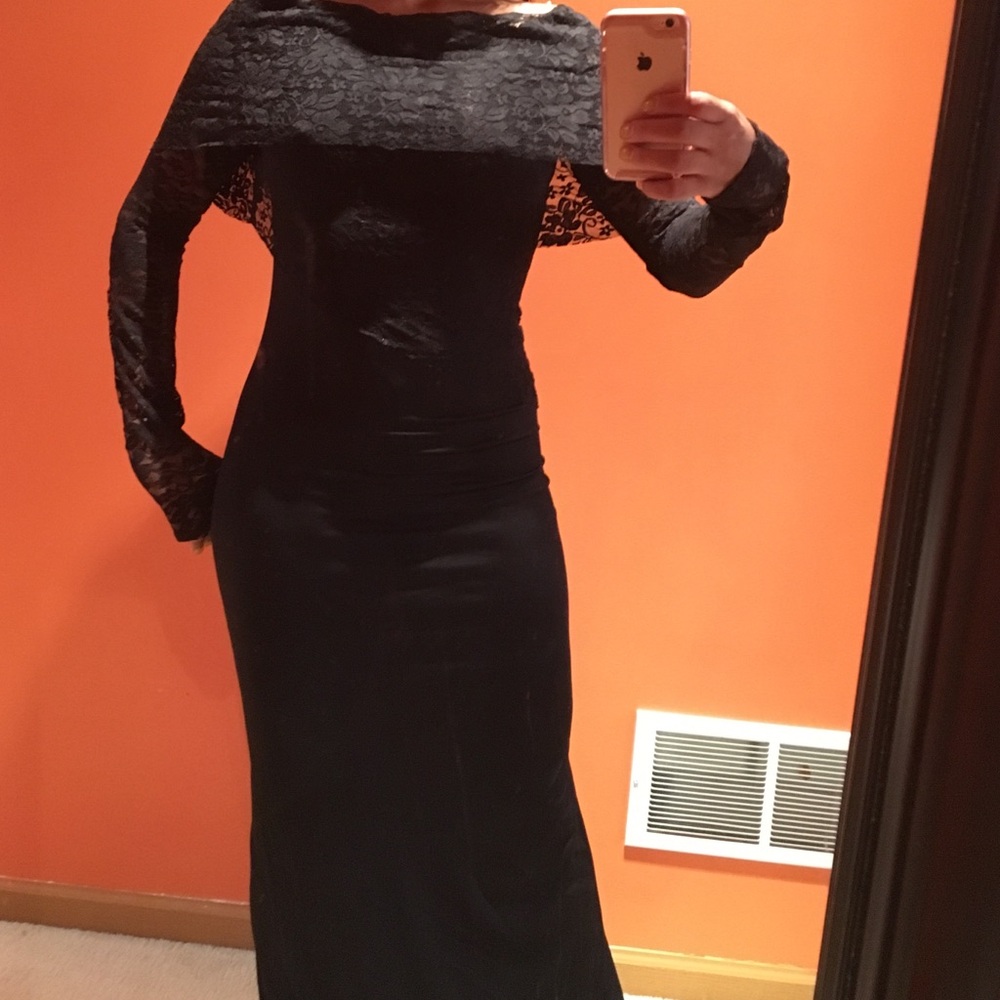 80 Elegant Black Lace Maxi Dress
